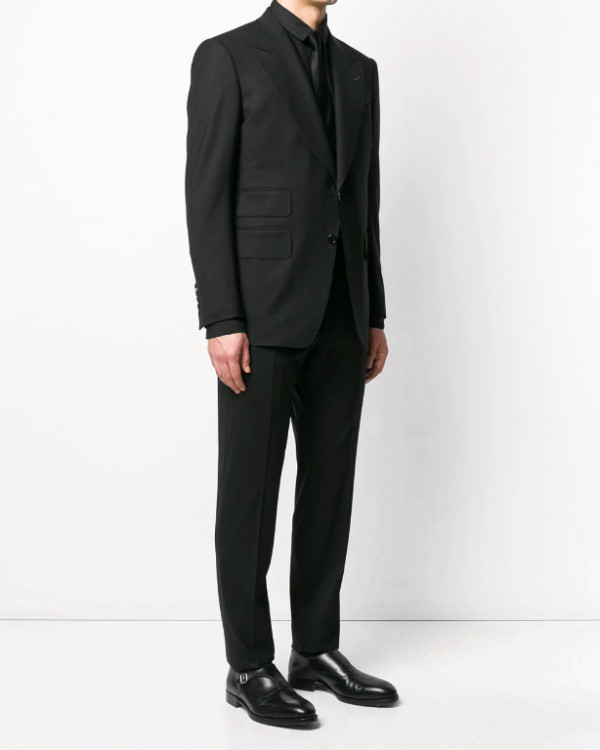 Три модных образа жениха 2020, которые можно