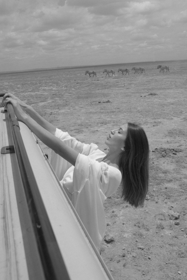 Свадьба в Африке c зебрами, жирафами и