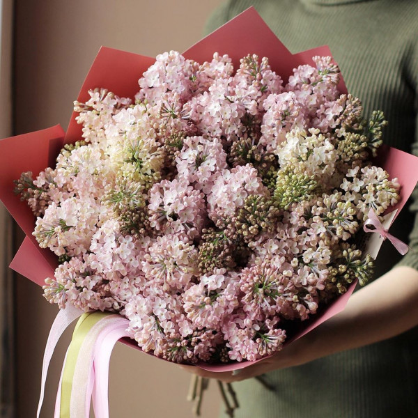 Где заказать красивый букет цветов с доставкой