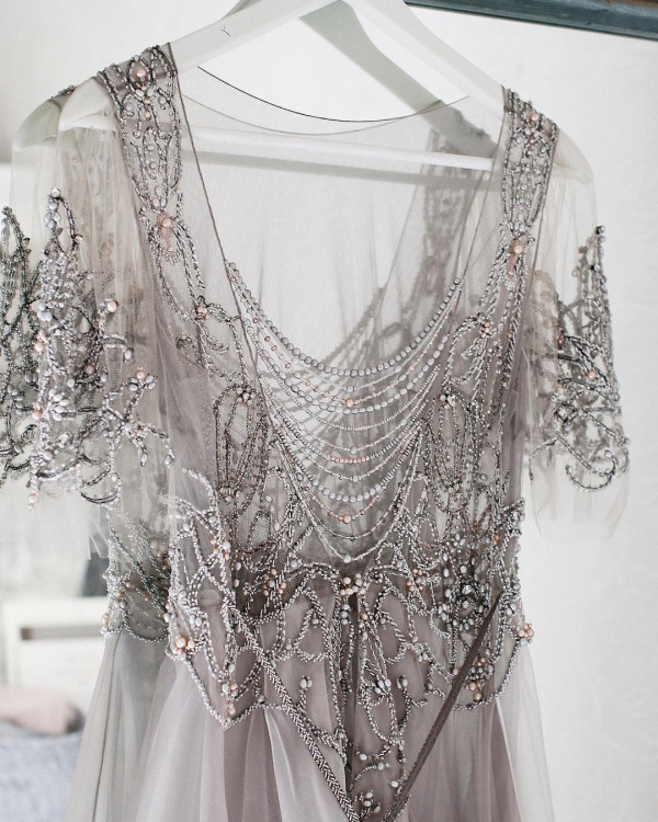 Свадебные платья цвета лаванды