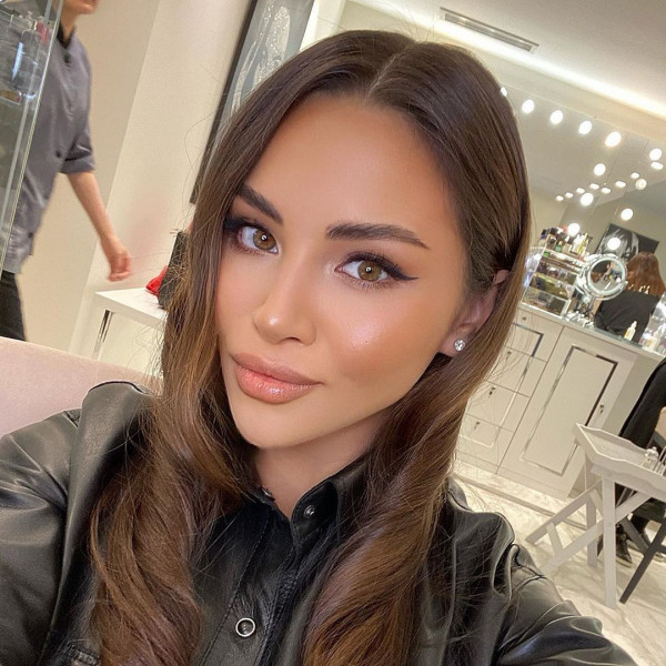 Ирина Митрошкина запустила онлайн-курс макияжа