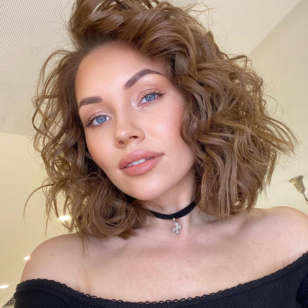 Ирина Митрошкина запустила онлайн-курс макияжа