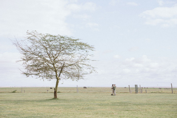 Свадьба в Африке c зебрами, жирафами и