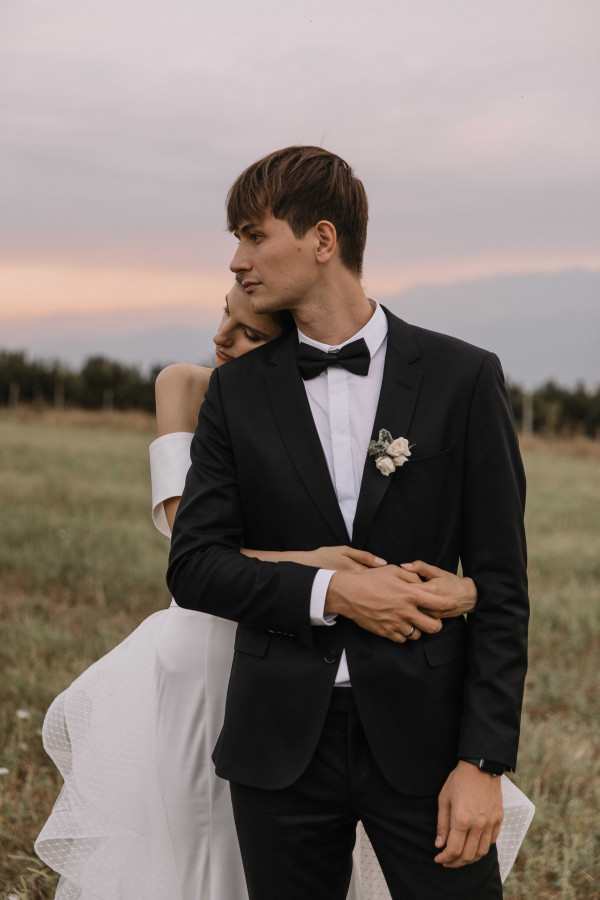 Уютная свадьба в зеленых садах Грузии