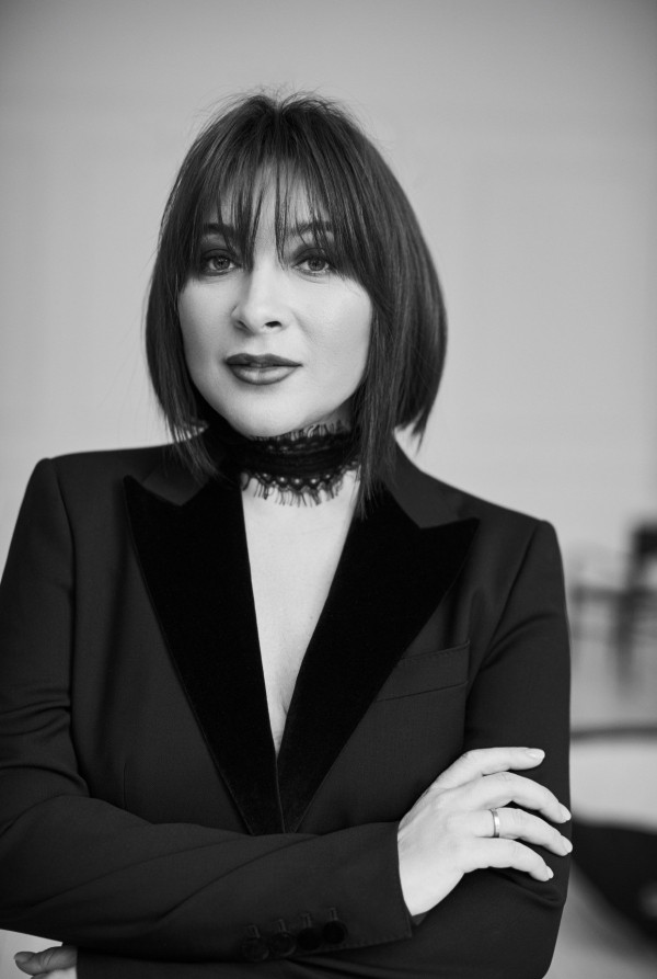 Ирина Митрошкина запустила онлайн-курс макияжа