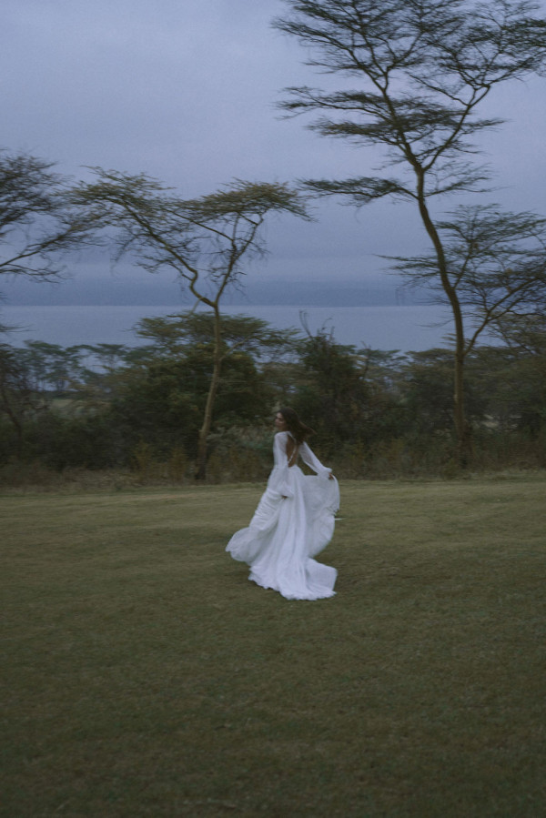 Свадьба в Африке c зебрами, жирафами и