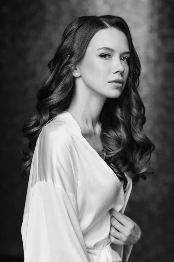 Классическая свадьба в замке недалеко от Москвы