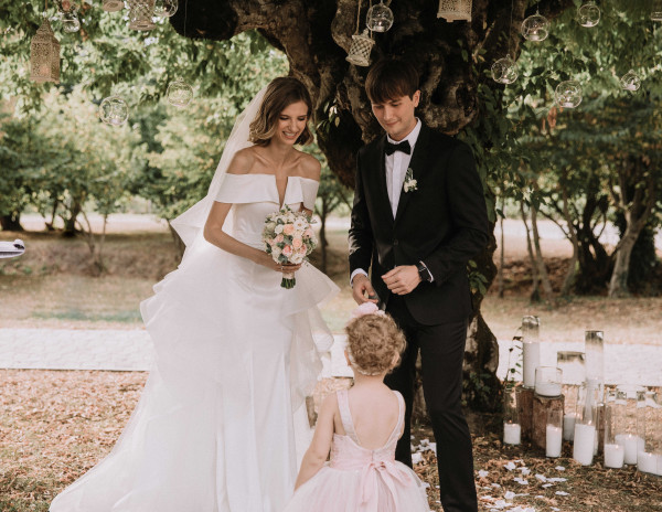 Уютная свадьба в зеленых садах Грузии