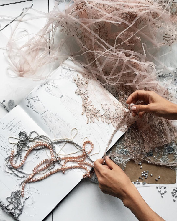 Свадебные платья цвета лаванды