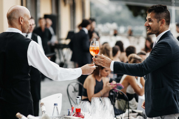 Элегантная свадебная вечеринка в Италии