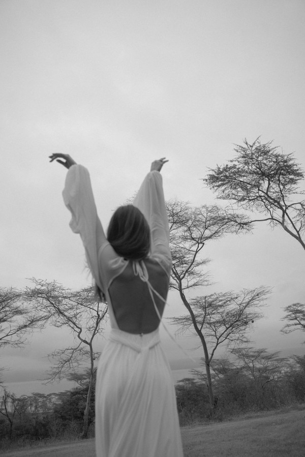 Свадьба в Африке c зебрами, жирафами и