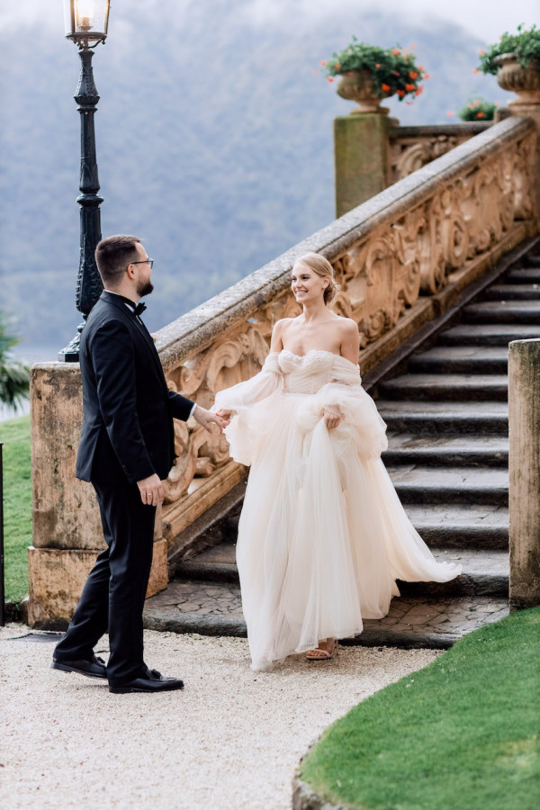 Невероятно нежная камерная свадьба в Италии