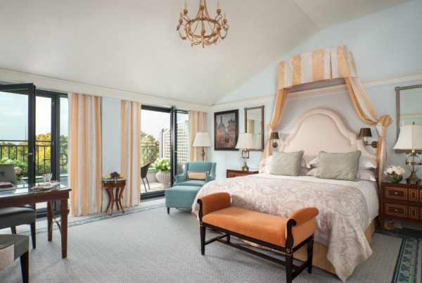 Площадки Four Seasons Hotel Lion Palace