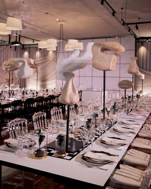 «Сюрреалистическая» свадьба, вдохновленная Сальвадором Дали