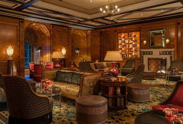 Площадки Four Seasons Hotel Lion Palace