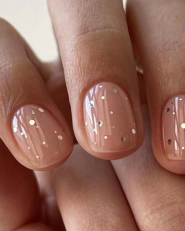 Какой маникюр выбрать на весеннюю свадьбу?