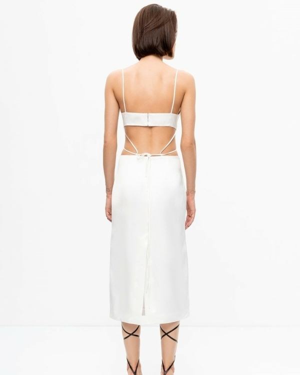 Лаконичные платья для росписи в ЗАГСе