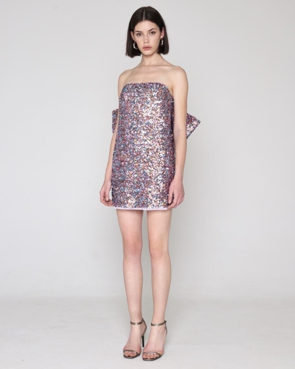 Свадебные платья-мини: как выбрать и где купить