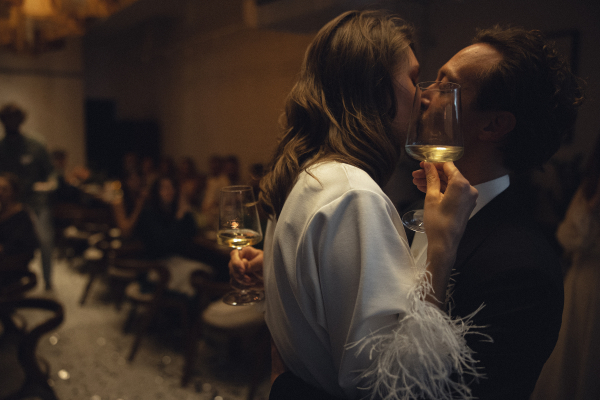 Классика с заводным характером на свадьбе с