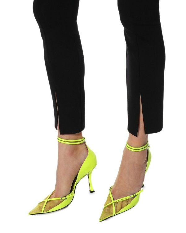 Пригласили на свадьбу? Вот 36 стильных туфель