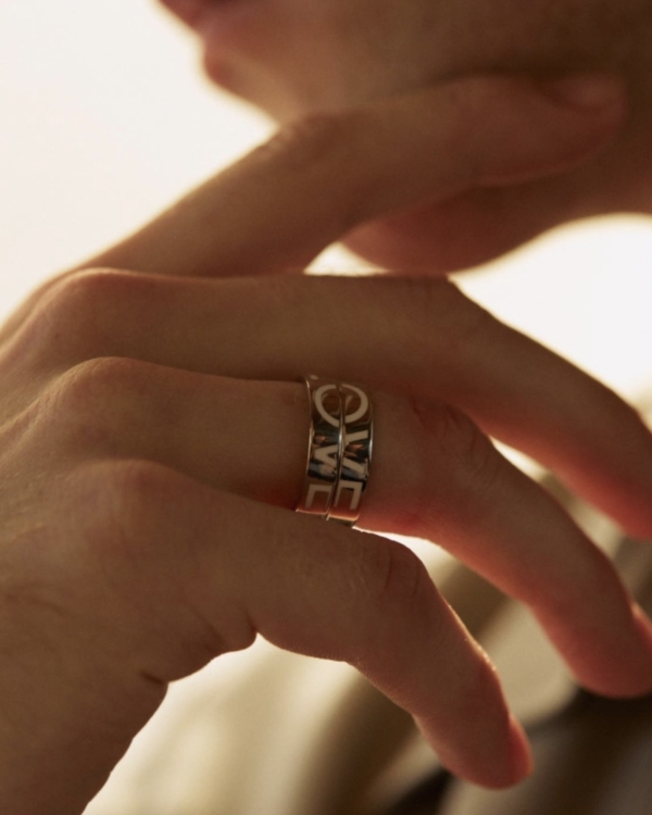 Где найти стильные мужские обручальные кольца