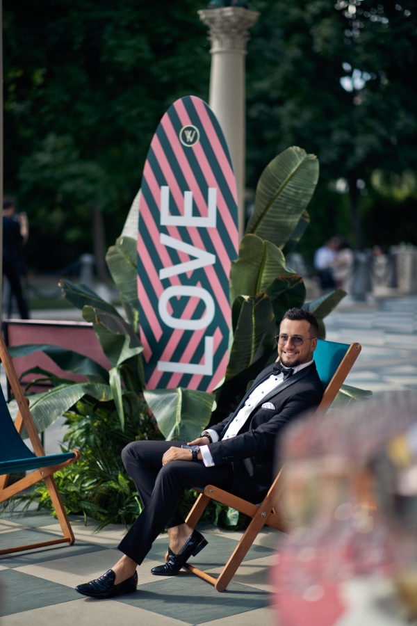 Ведущие Стас Зубков