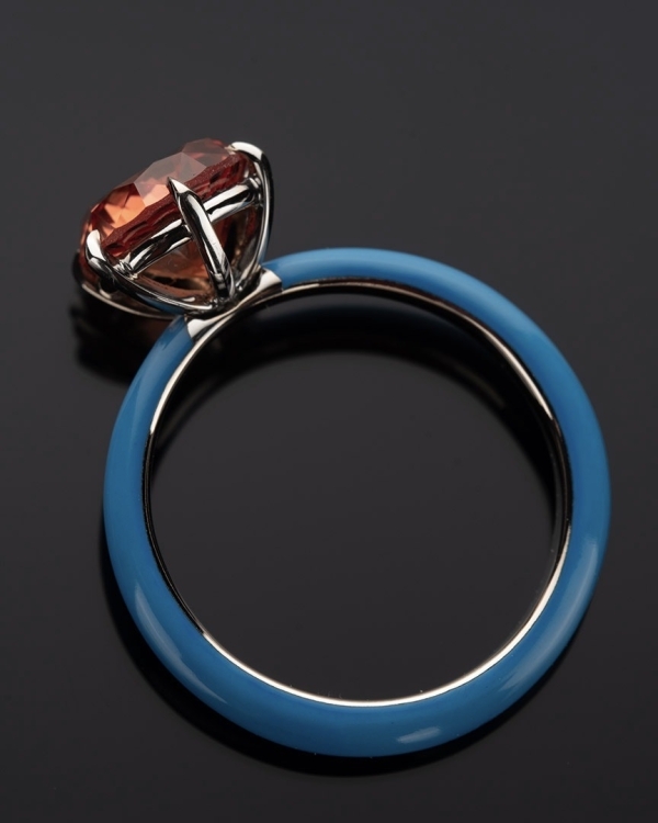 Помолвочные кольца российских ювелирных брендов с нестандартным