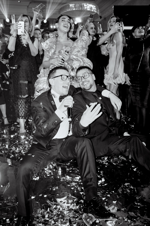 Ведущие Стас Зубков