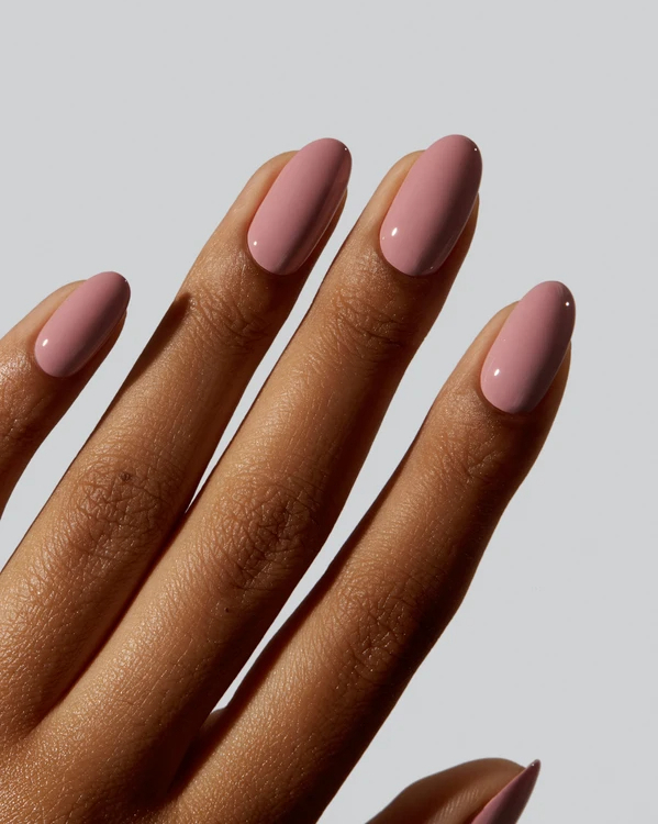 Какой маникюр выбрать на весеннюю свадьбу?