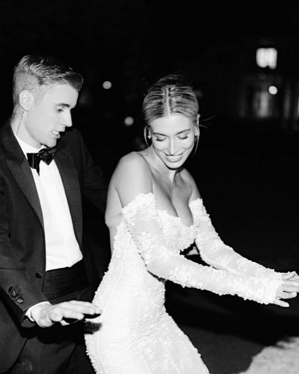 5 стильных свадебных нарядов известных моделей