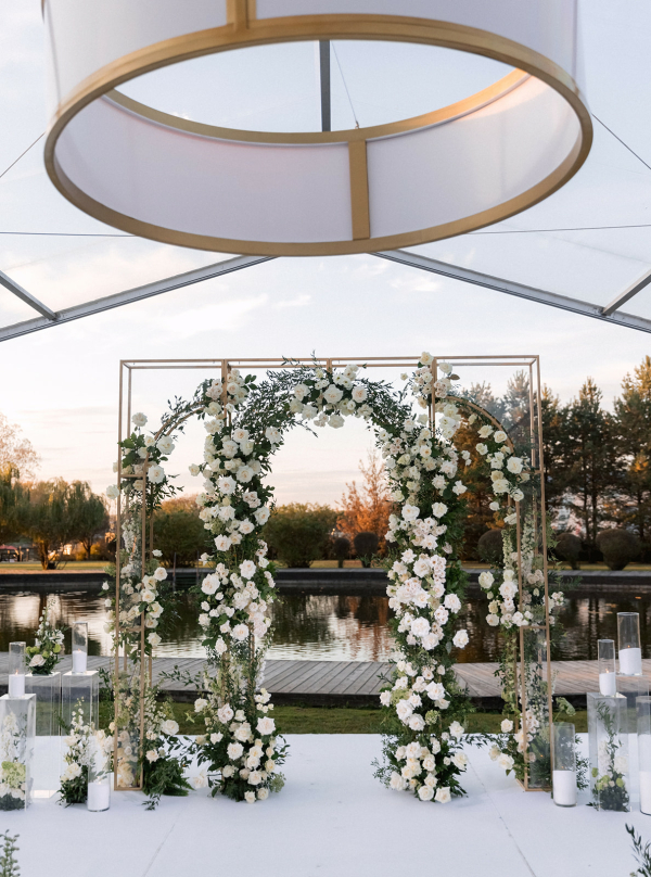 Осенняя свадьба в загородном шале от агентства