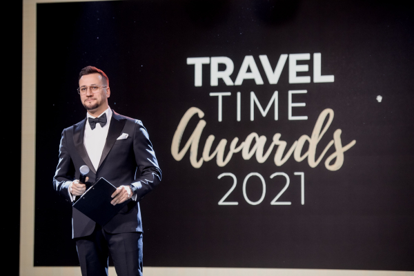 Ведущие Стас Зубков