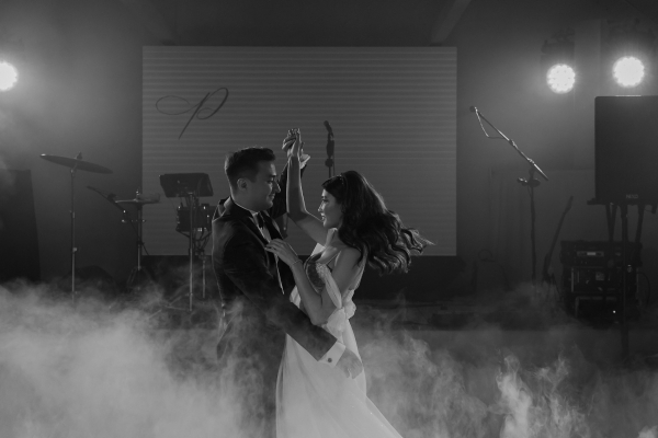 Атмосфера Франции XX века с нотками Востока