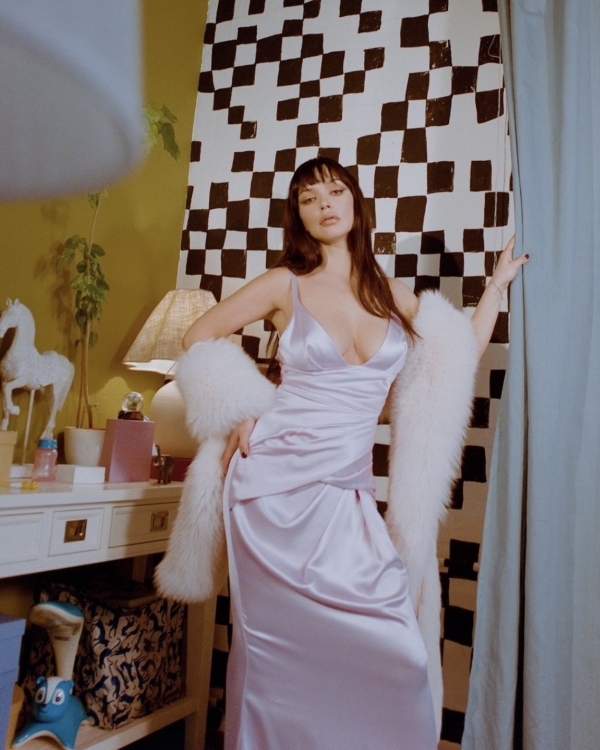 Какие свадебные платья выбрать девушкам с большой