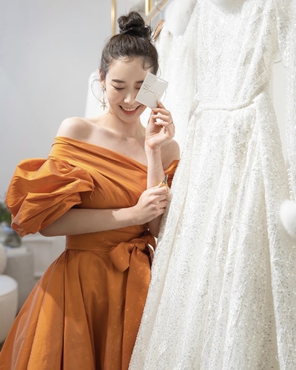 Российский бренд свадебных и вечерних платьев Speranza