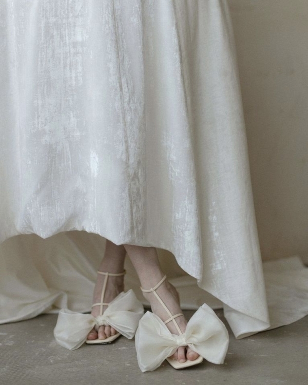 10 свадебных нарядов в духе «Бриджертонов»