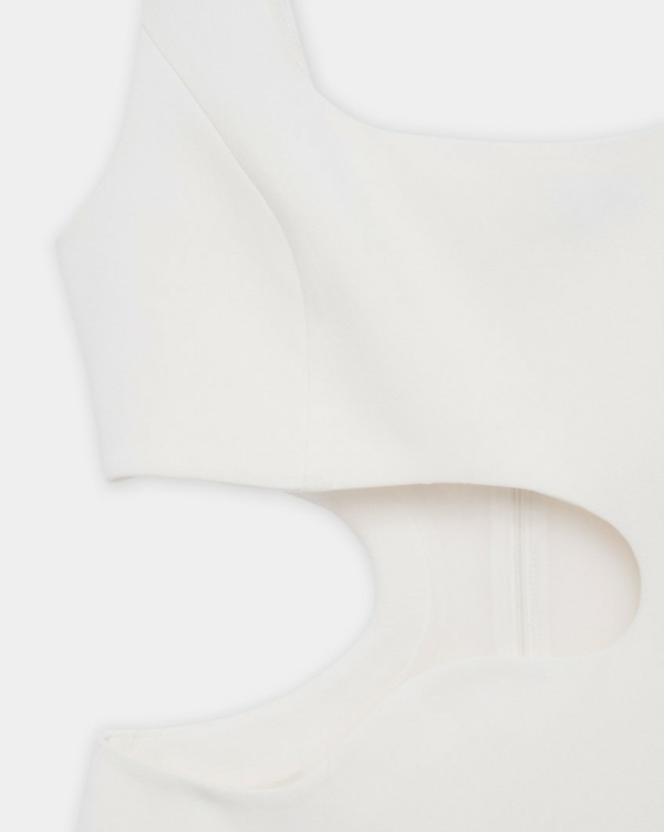 Лаконичные платья для росписи в ЗАГСе