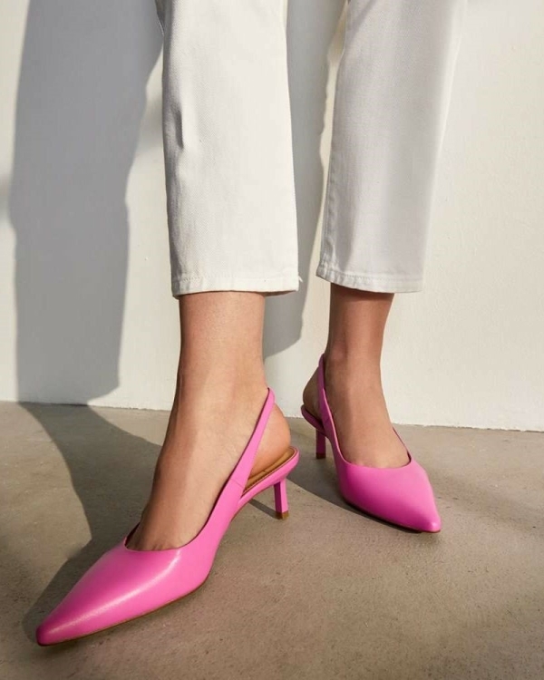 Пригласили на свадьбу? Вот 36 стильных туфель