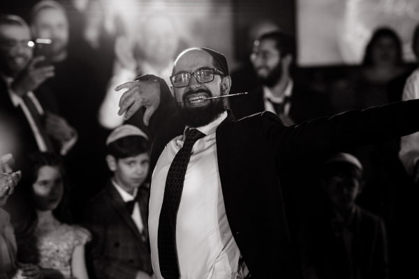 Еврейские традиции в современном прочтении на свадьбе