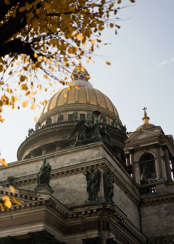Майские праздники в Санкт-Петербурге: куда сходить и