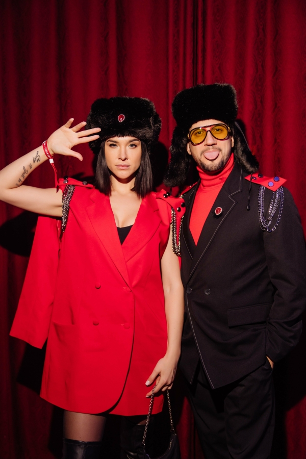 Ведущие Стас Зубков