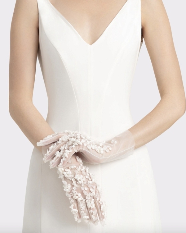 Какие перчатки выбрать на свадьбу?