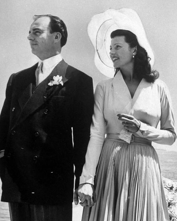 В чем выходили замуж звезды старого Голливуда