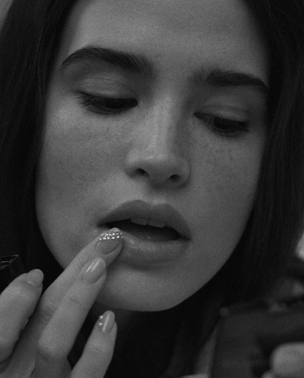 Какой маникюр выбрать на весеннюю свадьбу?