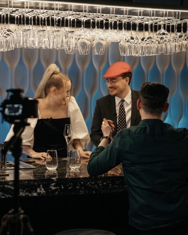 Первое честное YouTube-шоу о людях в свадебной