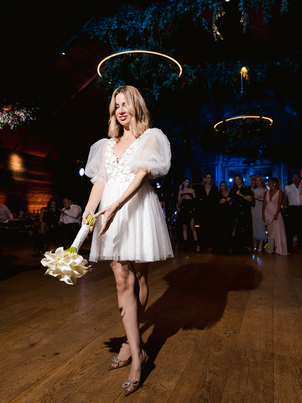 Осенняя свадьба в загородном шале от агентства