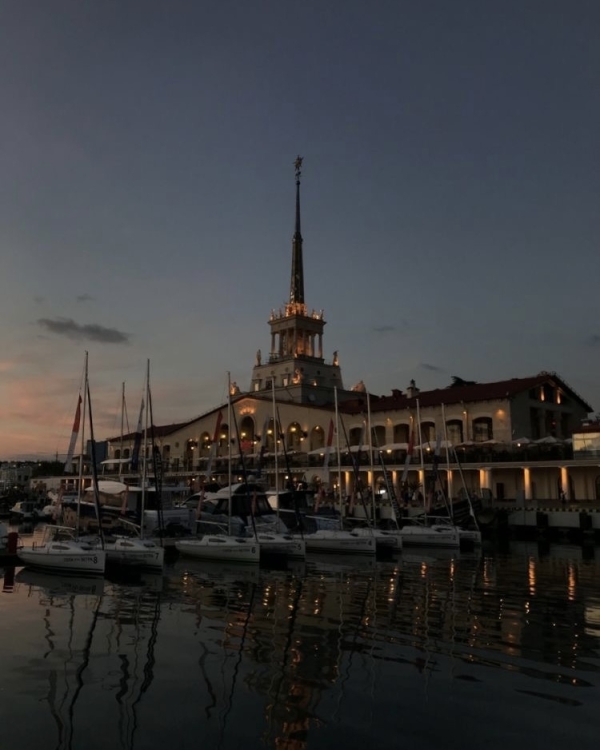 Медовый месяц в Сочи: где остановиться и