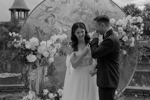 Атмосфера Франции XX века с нотками Востока