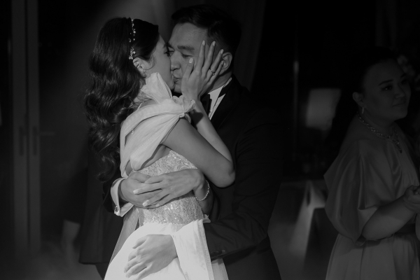 Атмосфера Франции XX века с нотками Востока