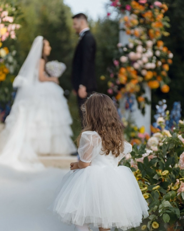 Свадьба с яркой флористикой  от агентства